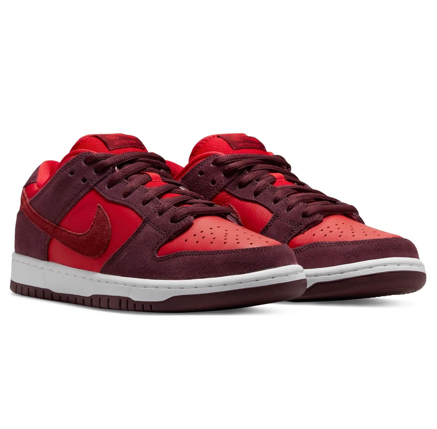 dunk low (sb) cherry