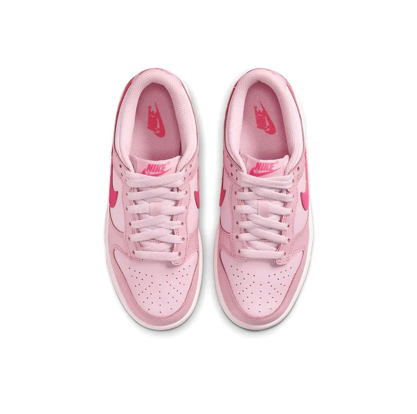 dunk low triple pink (gs)